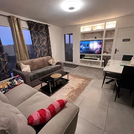 Apartment Apparemment Pres De Cdg Paris & Disneyland *