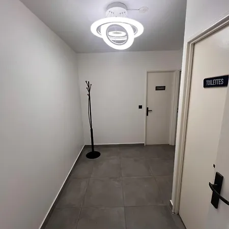 Apparemment Pres De Cdg Paris & Disneyland Apartment